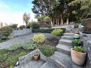 Photo 30- click for photo gallery